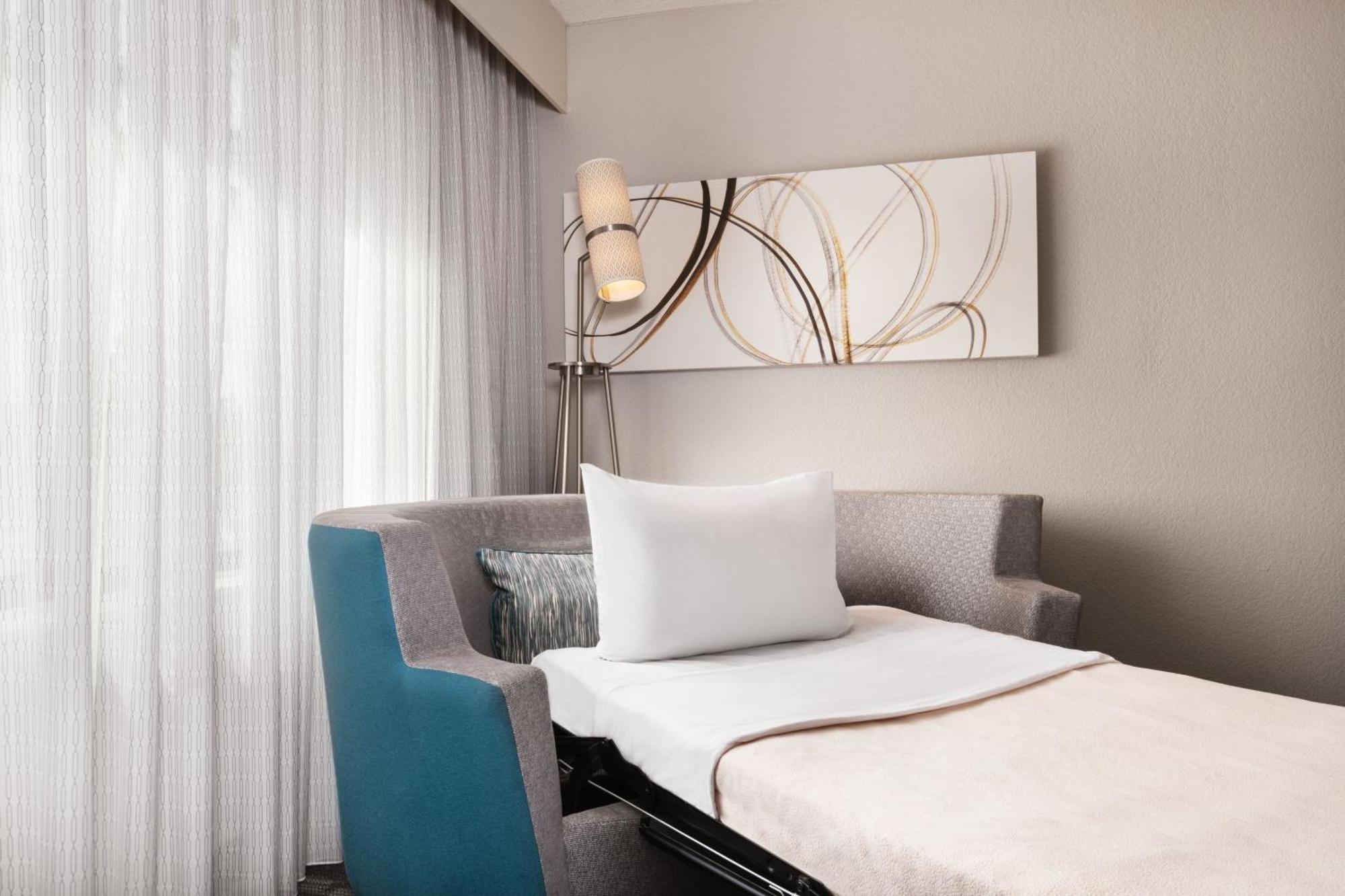 Courtyard By Marriott Daytona Beach Speedway/Airport Exterior foto